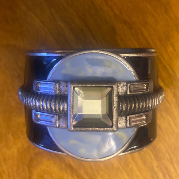 Silver Enamel Smoke Stone 1.5" Wide Cuff Bracelet 7" - Picture 2 of 10